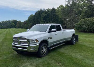 2017 RAM 3500 Laramie Crew Dually 4×4 Diesel