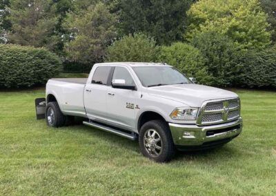 2017 RAM 3500 Laramie Crew Dually 4×4 Diesel